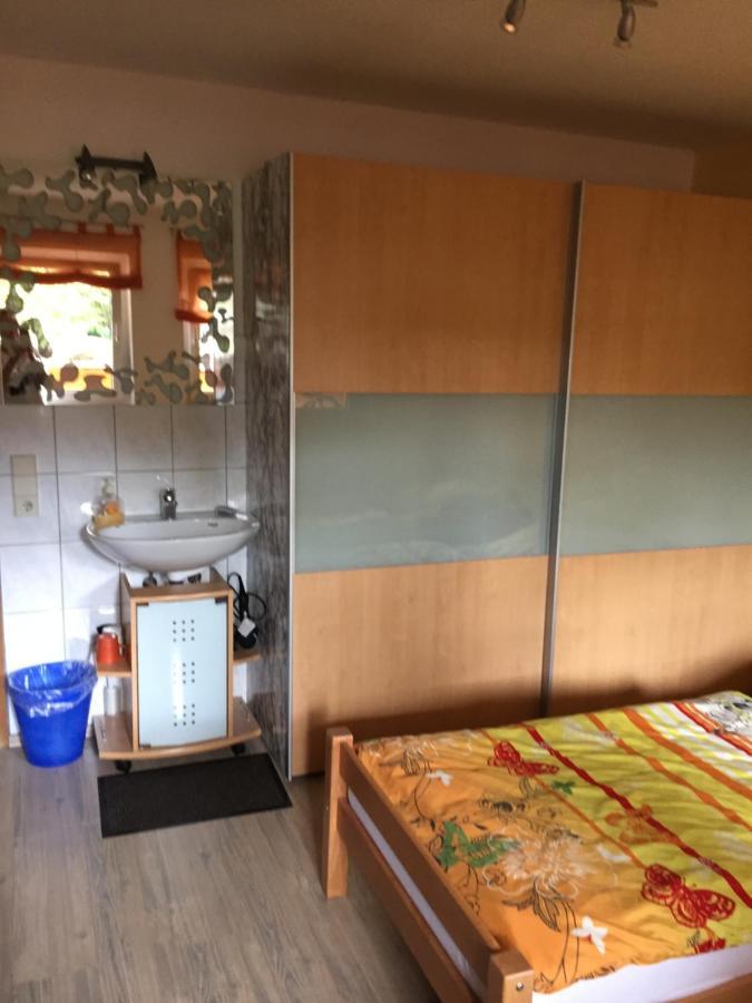 Ferienwohnung Schwarz Sersheim Eksteriør billede